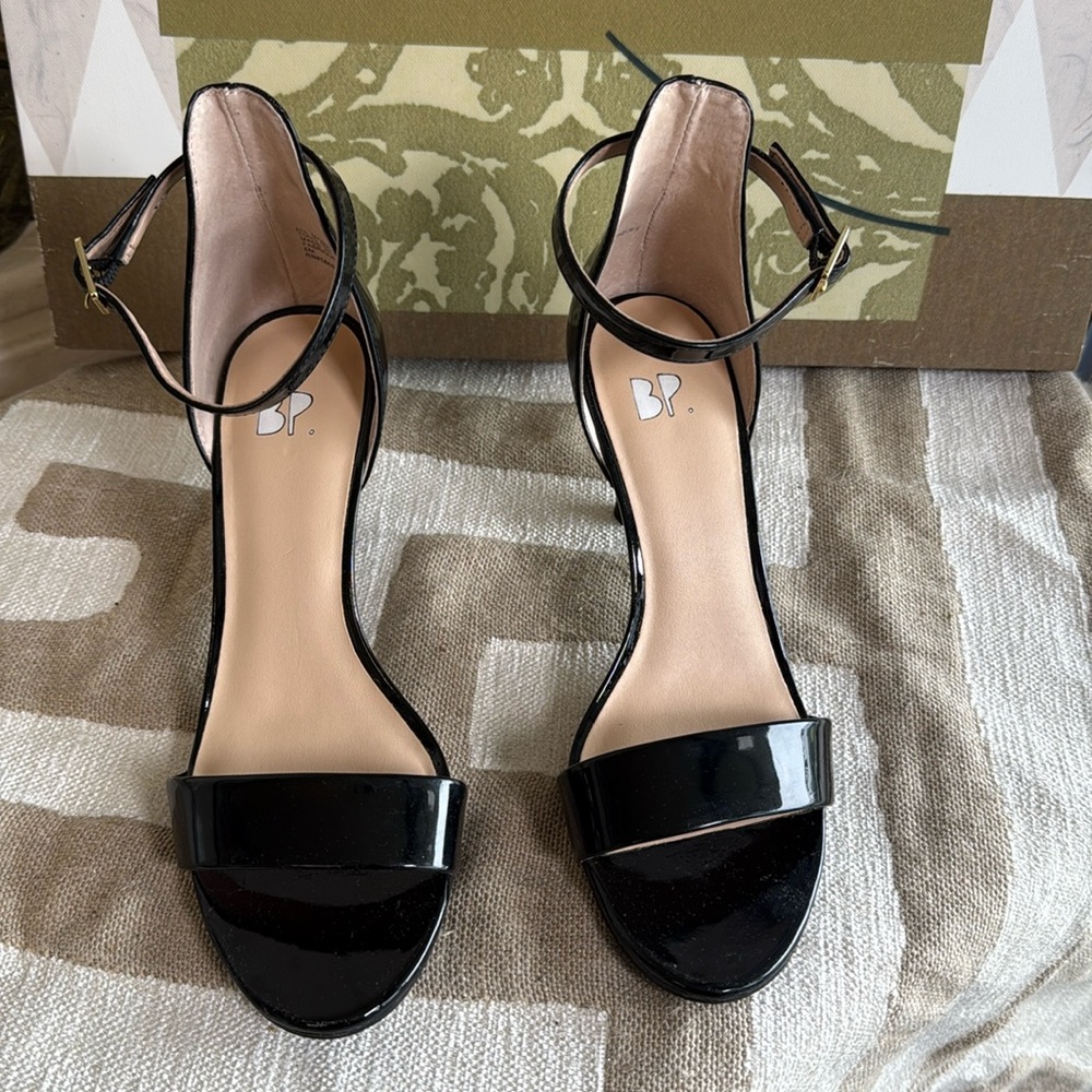 EUC BP. Black Patent Leather Straps Ankle Heels